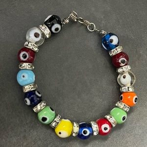 Multi color evil eye bracelet with clasp (stretchy) new in box